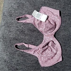 Olga Lacy Bra 36D NWT